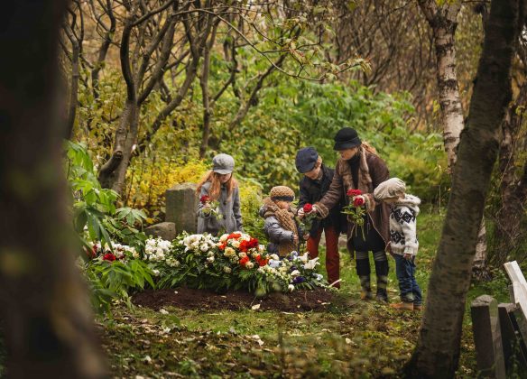 Choisir l'inhumation ou l'enterrement